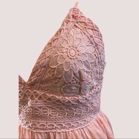 Pink Lily Dress - Picture 3 of 5